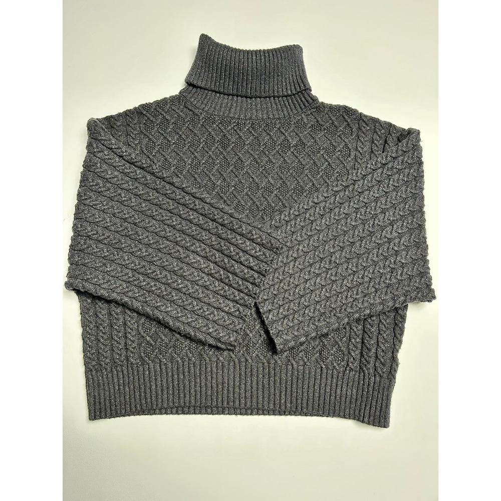 Tahari Women Gray Cable Knit Turtleneck Sweater M Cropped 3/4 Sleeve Après Ski